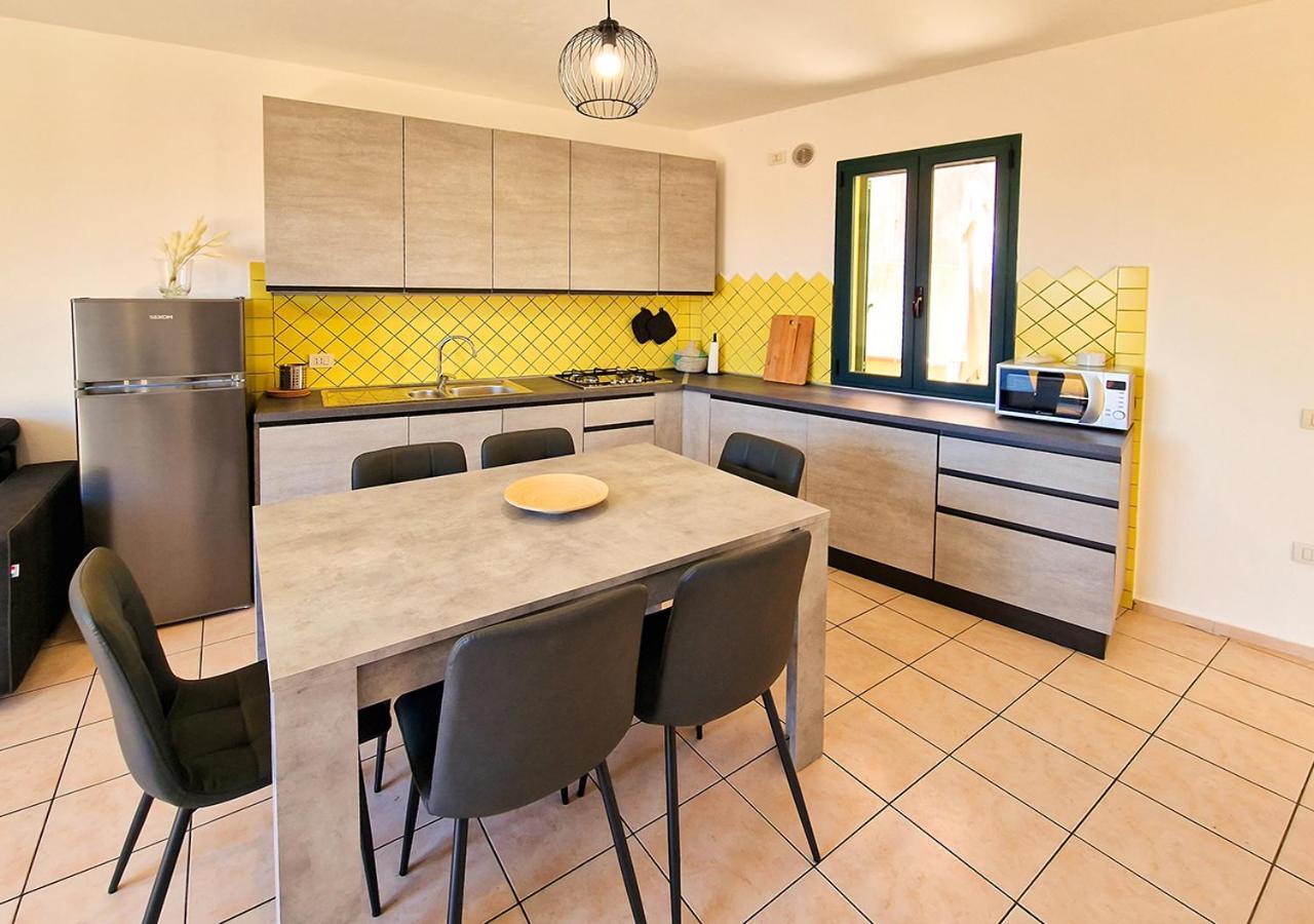 Murphy Holiday Homes - Danico House La Maddalena  Exteriör bild