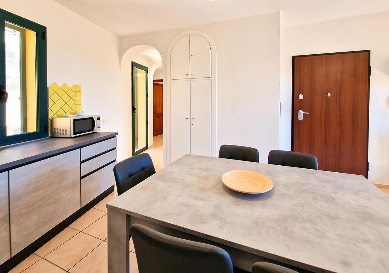 Murphy Holiday Homes - Danico House La Maddalena  Exteriör bild