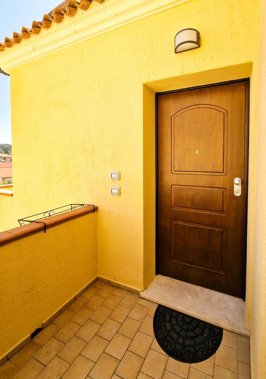 Murphy Holiday Homes - Danico House La Maddalena  Exteriör bild